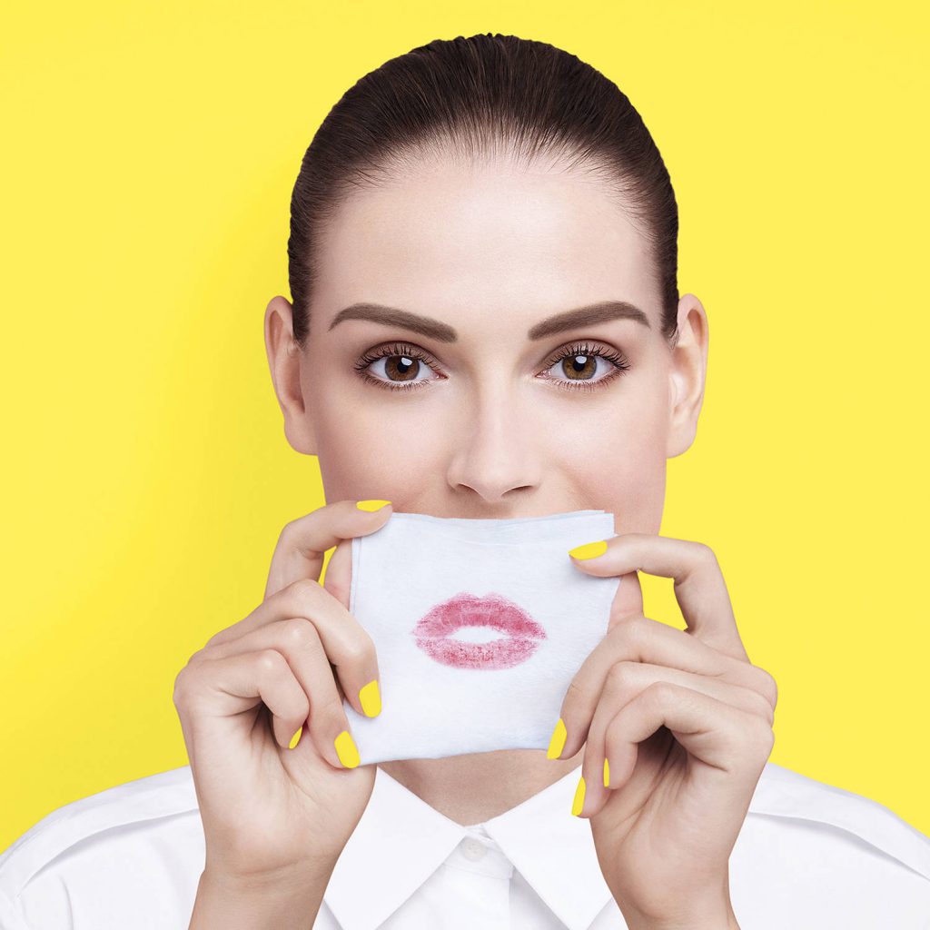 Why shouldn’t you use makeup remover wipes? The good and bad makeup removers