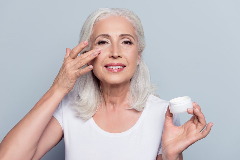 How to keep skin’s youth? Let’s take a closer look at antiaging creams